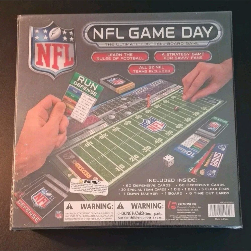 Fremont Die NFL GAME DAY Football Board Game NEW